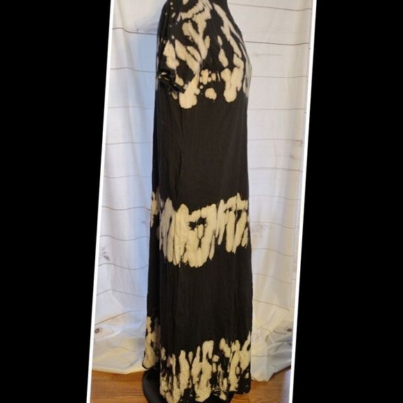 💕Tie Dye Black And White Maxi Dress With Side Pockets Size Medium No Brand - Picture 2 of 4